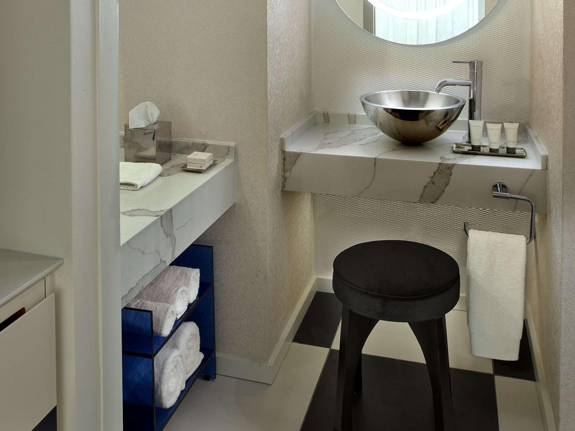 Mondrian Angeles Hotel Los Angeles